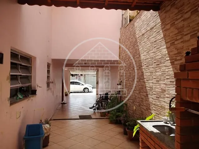 Sobrado com 212m² 3 quartos e 2 banheiros, à venda, no bairro Jardim Myrna em São Paulo