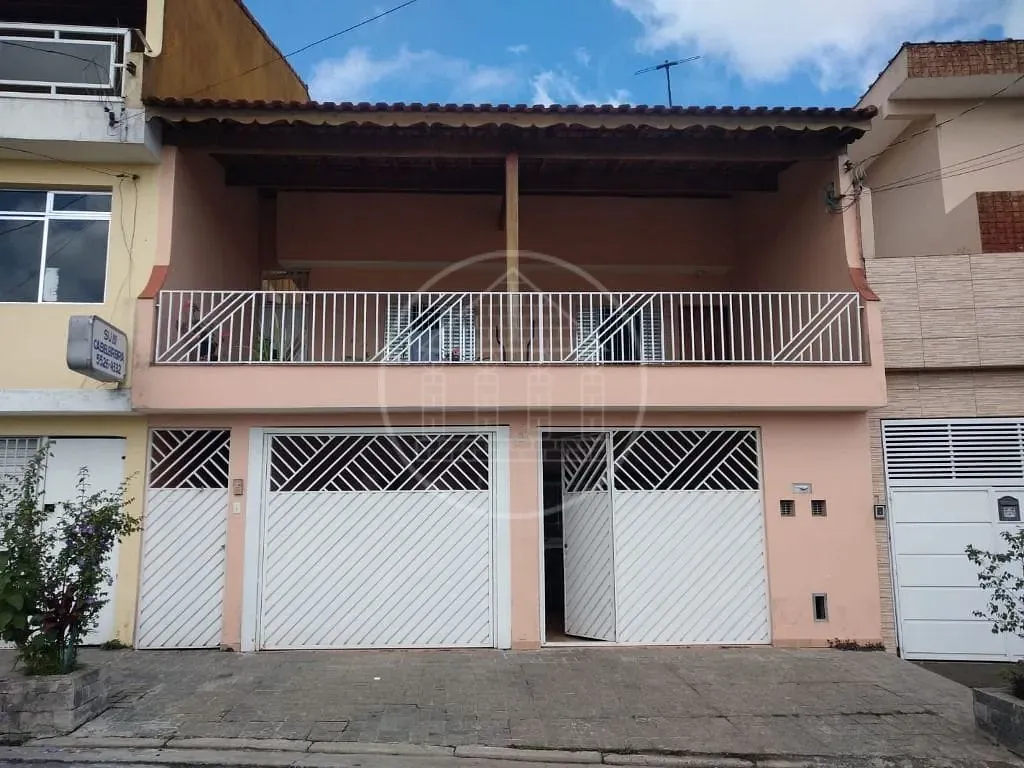 Sobrado, 3 quartos, 196 m² - Foto 1