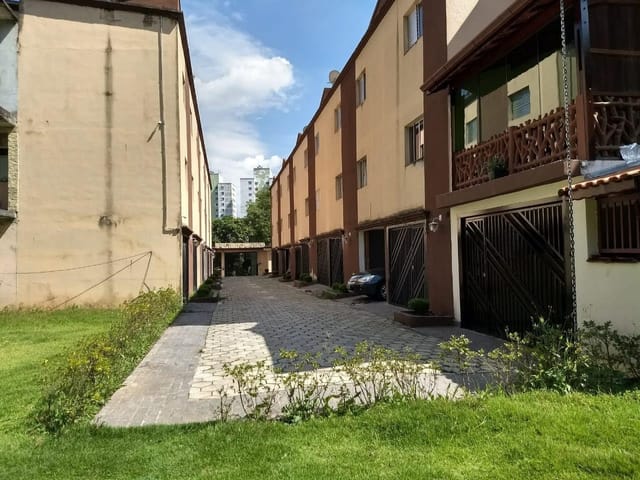 Foto do Sobrado - Sobrado em Condomínio a Venda no bairro Itaquera, 2 dorm, 1 vaga Coberta, Com Churrasqueira - 70, m² | Imobiliária Xavier e Brito