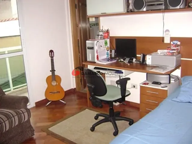 Sobrado com 210m² 3 quartos e 1 banheiro, para alugar, no bairro Olímpico em São Caetano do Sul