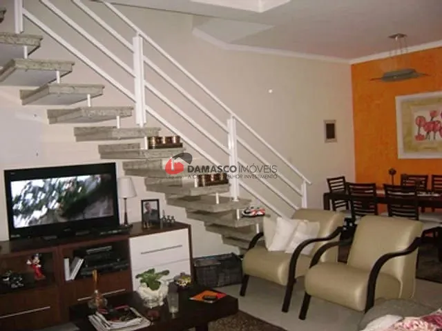 Sobrado com 210m² 3 quartos e 1 banheiro, para alugar, no bairro Olímpico em São Caetano do Sul