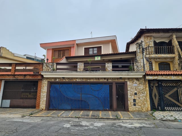 Foto do Sobrado - Título Publicitário Sobrado à Venda - 03 quartos e 5 vagas - Jardim Brasília (Zona Leste) | Imobiliária Xavier e Brito