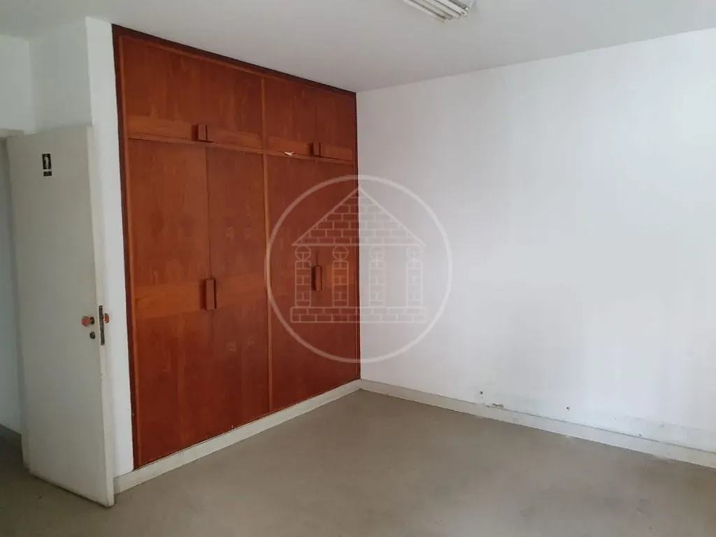 Sobrado, 1 quarto, 384 m² - Foto 5