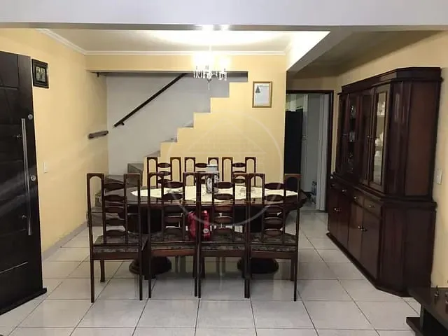 Sobrado com 175m² 3 quartos e 2 banheiros, à venda, no bairro Jardim São Vicente em São Paulo