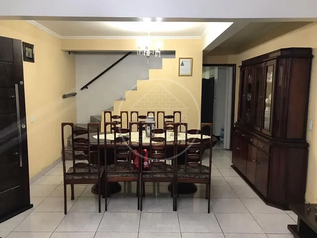 Sobrado, 3 quartos, 176 m² - Foto 1