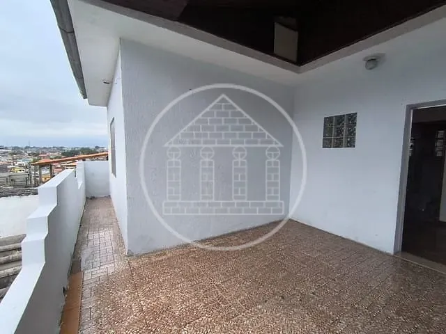 Sobrado com 180m² 3 quartos e 3 banheiros, à venda, no bairro Parque Alto do Rio Bonito em São Paulo
