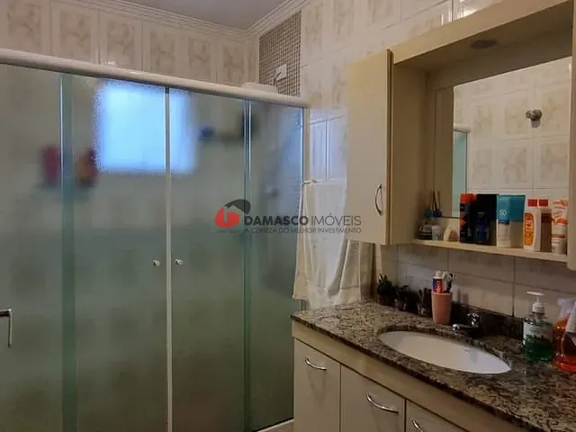 Sobrado com 202m² 6 quartos e 4 banheiros, à venda, no bairro Olímpico em São Caetano do Sul