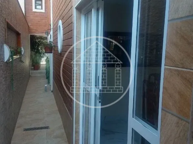 Sobrado com 180m² 3 quartos e 2 banheiros, à venda, no bairro Jardim Edith em São Paulo