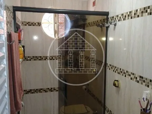 Sobrado com 180m² 3 quartos e 2 banheiros, à venda, no bairro Jardim Edith em São Paulo