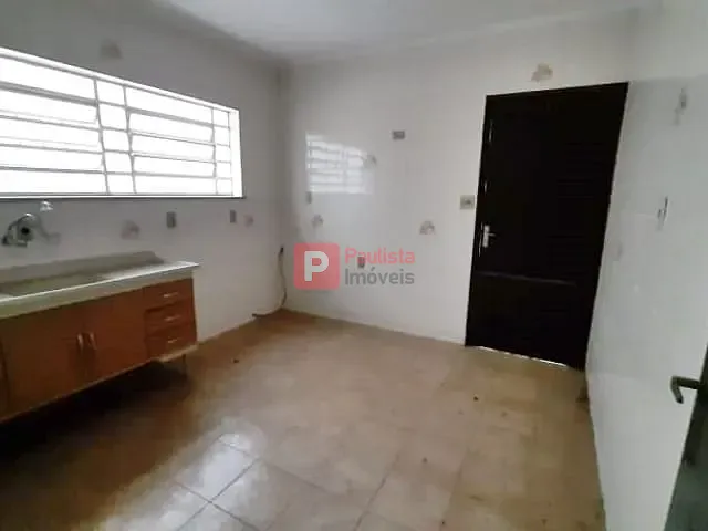 Sobrado com 140m² 3 quartos e 3 banheiros, para alugar, no bairro Jardim Aeroporto em São Paulo