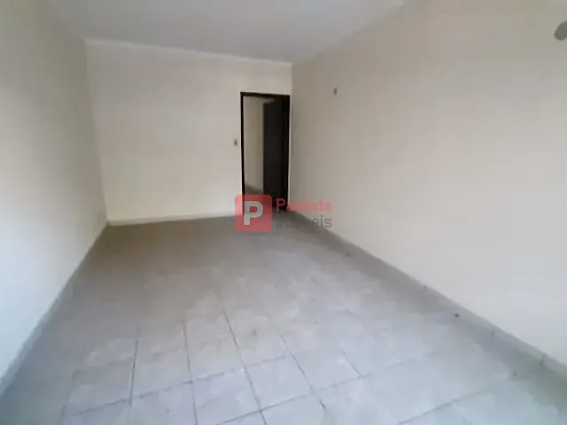 Sobrado com 140m² 3 quartos e 3 banheiros, para alugar, no bairro Jardim Aeroporto em São Paulo