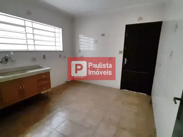 Sobrado com 140m² 3 quartos e 3 banheiros, para alugar, no bairro Jardim Aeroporto em São Paulo