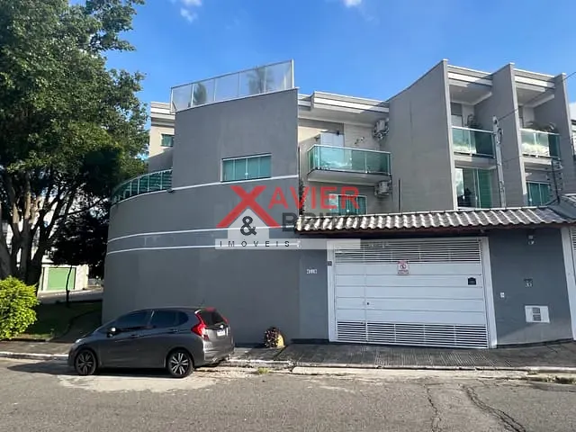 Sobrado 3 quartos e 3 banheiros, à venda, no bairro Jardim Brasília (Zona Leste) em São Paulo