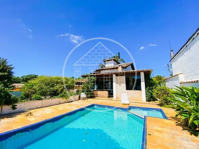 Sobrado com 800m² 4 quartos e 5 banheiros, à venda, no bairro Lagoa Grande em Embu-Guaçu