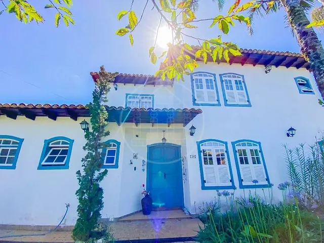 Sobrado com 800m² 4 quartos e 5 banheiros, à venda, no bairro Lagoa Grande em Embu-Guaçu