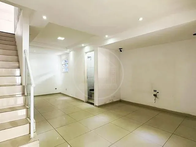 Sobrado com 125m² 4 quartos e 4 banheiros, à venda, no bairro Interlagos em São Paulo