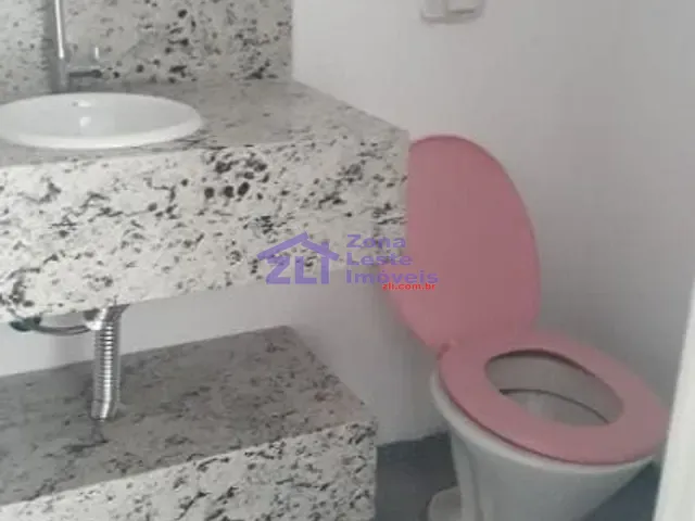 Sobrado com 160m² 3 quartos e 2 banheiros, para alugar, no bairro Vila Gomes Cardim em São Paulo