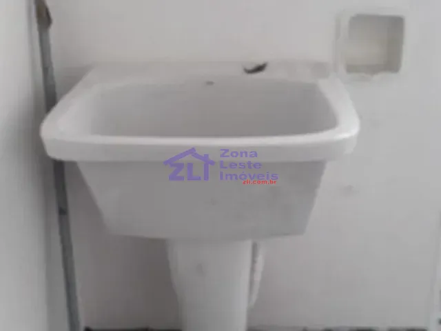 Sobrado com 160m² 3 quartos e 2 banheiros, para alugar, no bairro Vila Gomes Cardim em São Paulo