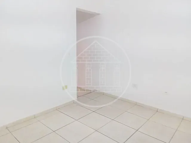 Sobrado com 210m² 4 quartos e 4 banheiros, à venda, no bairro Jardim Shangrilá (Zona Sul) em São Paulo