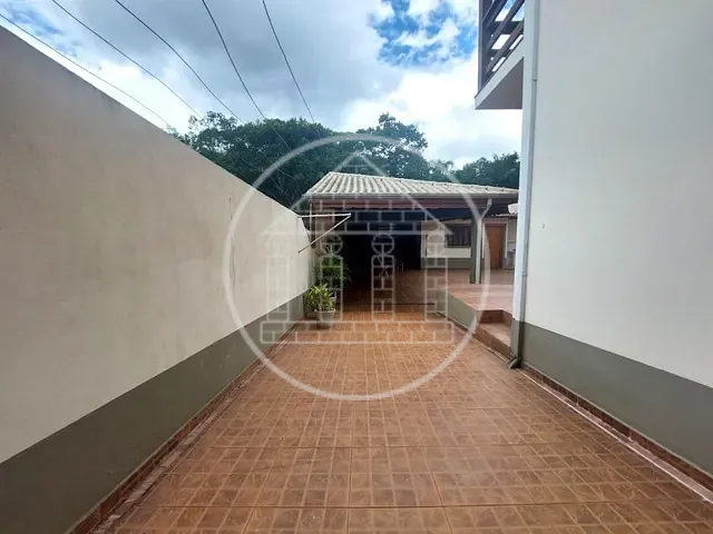 Sobrado com 900m² 3 quartos e 6 banheiros, à venda, no bairro Lagoa Grande em Embu-Guaçu