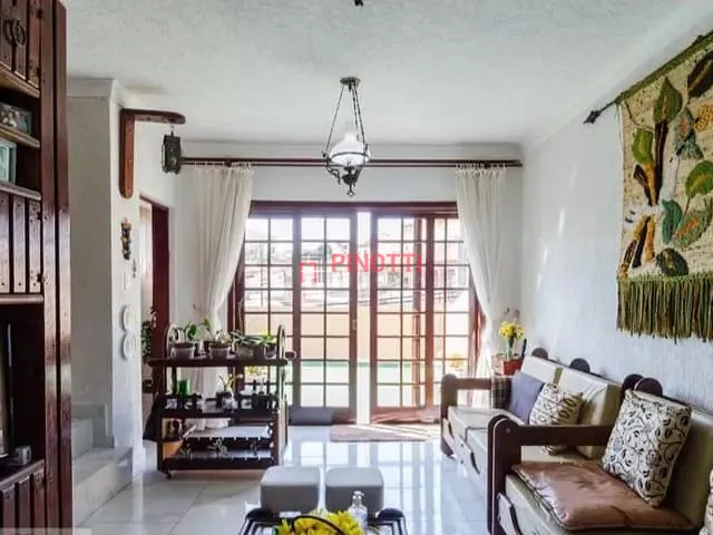 Sobrado 3 quartos e 3 banheiros, à venda, no bairro Nova Petrópolis em São Bernardo do Campo