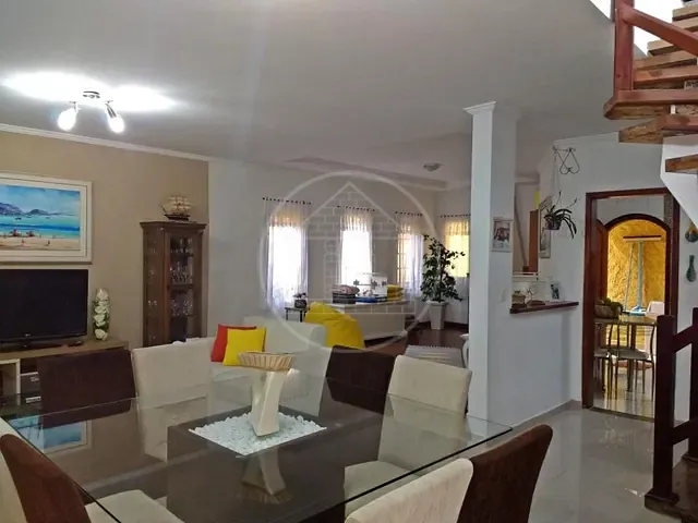 Sobrado com 444m² 3 quartos e 2 banheiros, à venda, no bairro Chácara Meyer em São Paulo