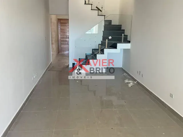Sobrado 3 quartos e 3 banheiros, à venda, no bairro Jardim Piratininga em São Paulo