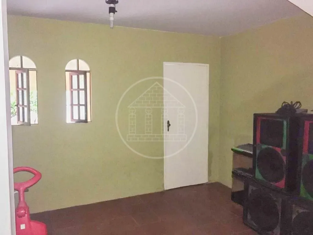 Sítio, 3 quartos, 1000 m² - Foto 12