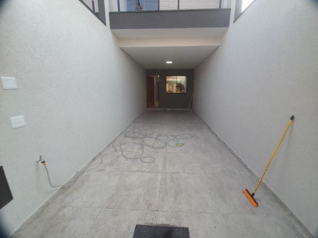 Foto do Sobrado - Sobrado à venda, 100 m², 03 dorms, sendo 01 suítes e 02 vagas - Penha de França | Imobiliária Xavier e Brito