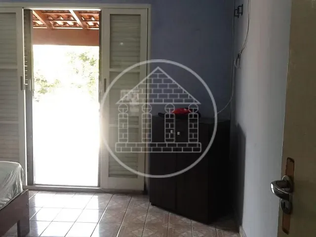 Sobrado com 188m² 3 quartos e 1 banheiro, à venda, no bairro Jardim das Imbuias em São Paulo