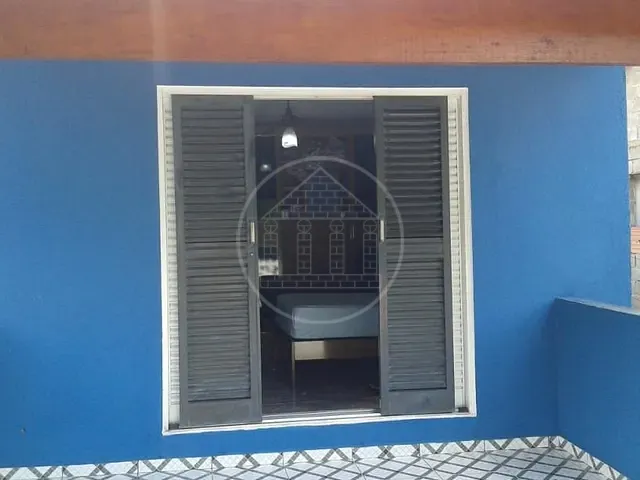 Sobrado com 188m² 3 quartos e 1 banheiro, à venda, no bairro Jardim das Imbuias em São Paulo