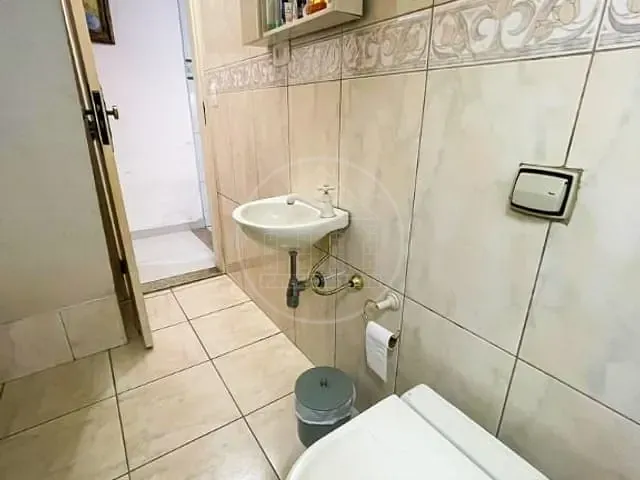 Sobrado com 250m² 3 quartos e 4 banheiros, à venda, no bairro Jardim das Imbuias em São Paulo