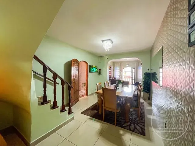 Sobrado com 125m² 3 quartos e 4 banheiros, à venda, no bairro Jardim Guanabara em São Paulo
