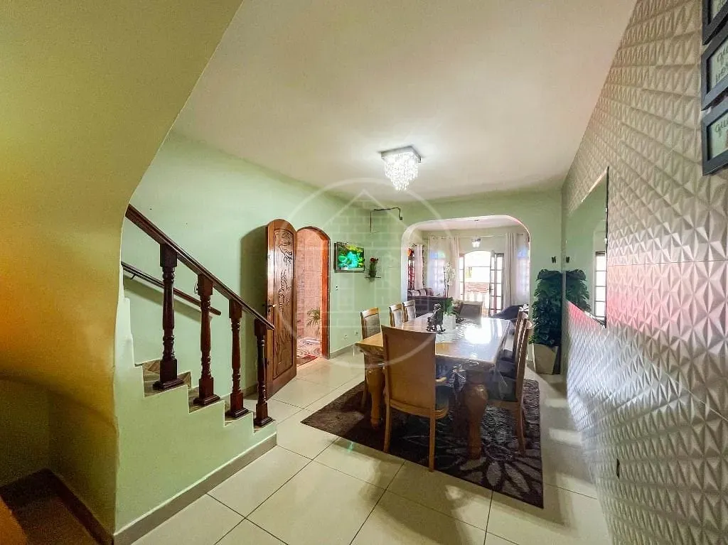 Sobrado, 3 quartos, 375 m² - Foto 3