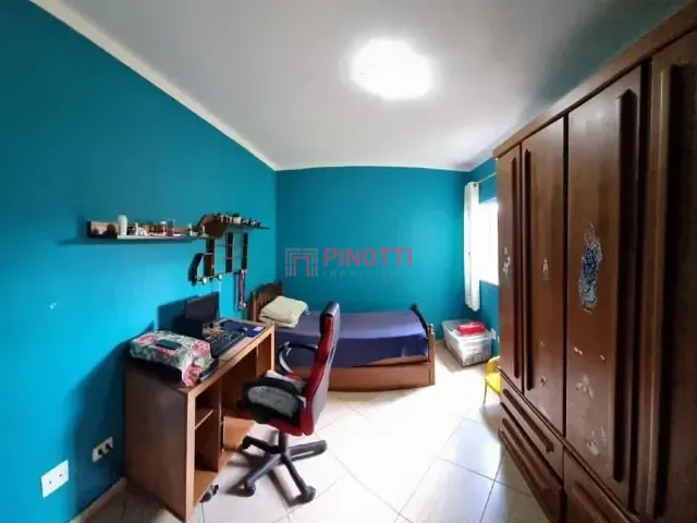 Sobrado 4 quartos e 4 banheiros, à venda, no bairro Parque Selecta(Montanhão) em São Bernardo do Campo