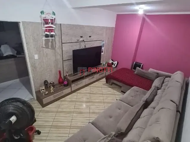 Sobrado 3 quartos e 2 banheiros, à venda, no bairro Alves Dias em São Bernardo do Campo