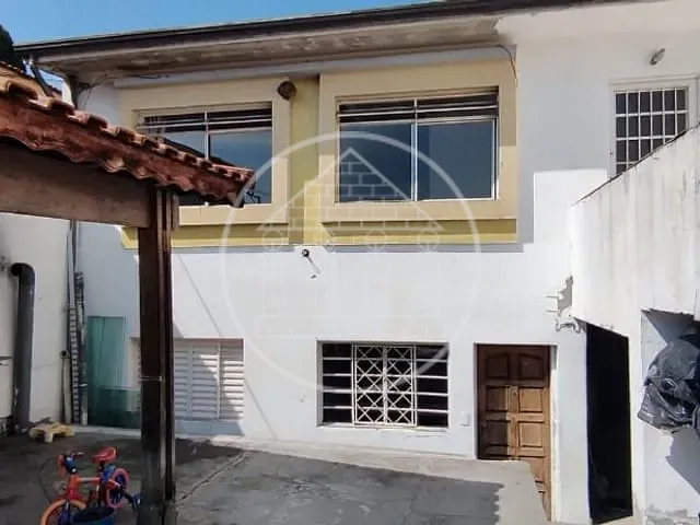 Prédio com 240m², à venda, no bairro Jardim Marajoara em São Paulo
