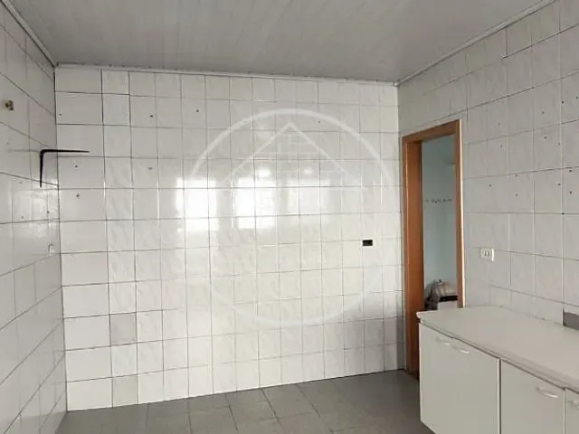 Prédio com 240m², à venda, no bairro Jardim Marajoara em São Paulo