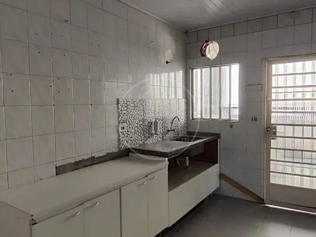 Sobrado com 240m² 4 quartos e 3 banheiros, à venda, no bairro Jardim Marajoara em São Paulo