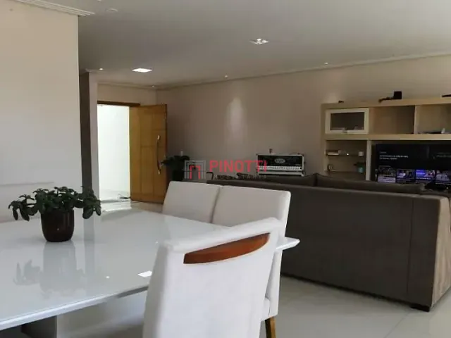 Sobrado 3 quartos e 2 banheiros, à venda, no bairro Nova Petrópolis em São Bernardo do Campo