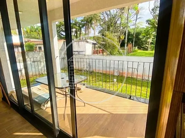 Sobrado com 550m² 3 quartos e 1 banheiro, à venda, no bairro Jardim das Palmeiras (Zona Sul) em São Paulo