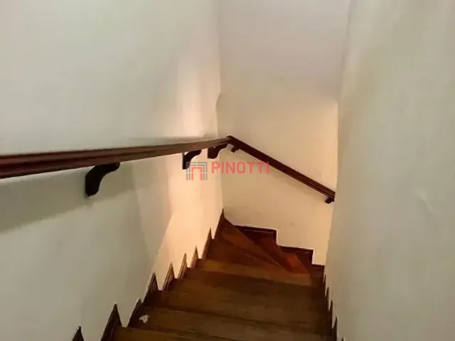 Sobrado 3 quartos e 4 banheiros, à venda, no bairro Jardim Las Vegas em Santo André