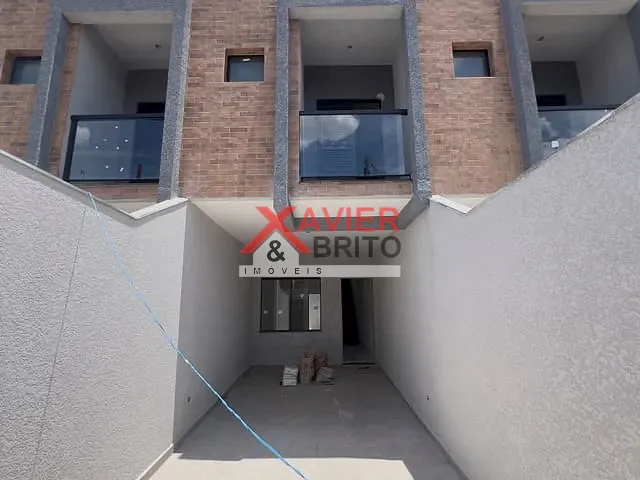 Sobrado 3 quartos e 3 banheiros, à venda, no bairro Jardim Brasília (Zona Leste) em São Paulo
