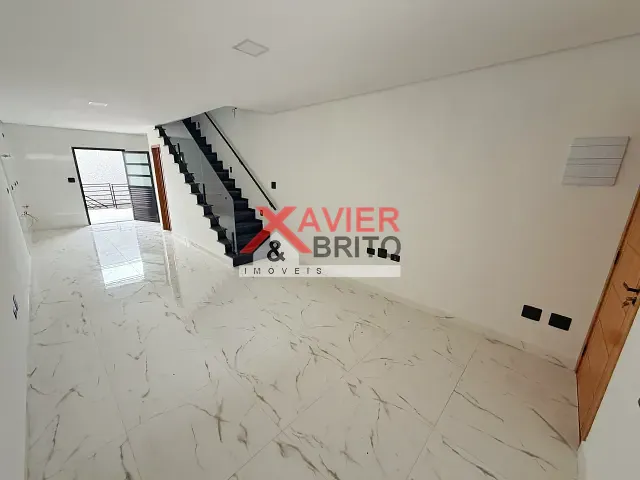 Sobrado 3 quartos e 3 banheiros, à venda, no bairro Jardim Brasília (Zona Leste) em São Paulo