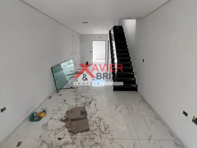Sobrado 3 quartos e 3 banheiros, à venda, no bairro Jardim Brasília (Zona Leste) em São Paulo