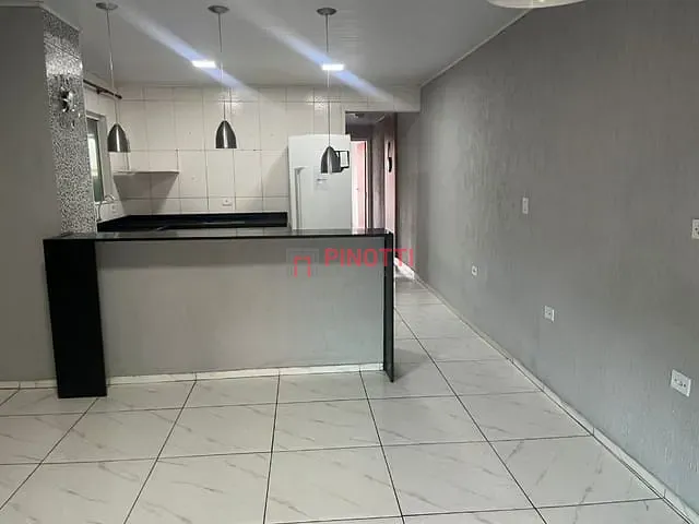 Sobrado 2 quartos e 1 banheiro, para alugar, no bairro Dos Casa em São Bernardo do Campo