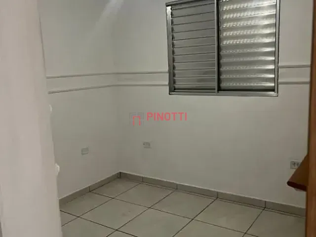 Sobrado 2 quartos e 1 banheiro, para alugar, no bairro Dos Casa em São Bernardo do Campo