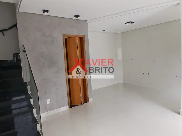 Sobrado 2 quartos e 2 banheiros, à venda, no bairro Vila Ré em São Paulo