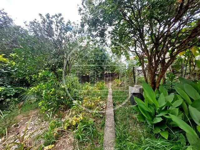 Sobrado com 800m² 5 quartos e 4 banheiros, à venda, no bairro Lagoa Grande em Embu-Guaçu