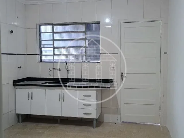 Sobrado com 120m² 3 quartos e 2 banheiros, para alugar, no bairro Interlagos em São Paulo